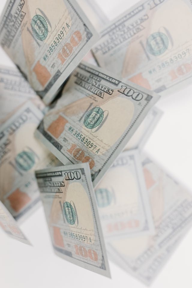 כיצד מימון ישיר יכול לשפר את התזרים המזומנים שלך